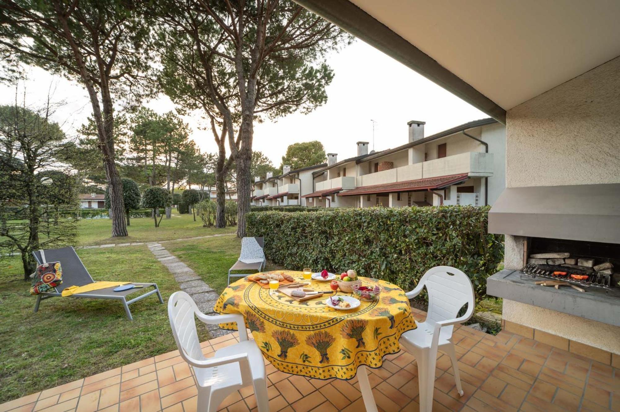 Villaggio Club Dei Pini Bibione Extérieur photo